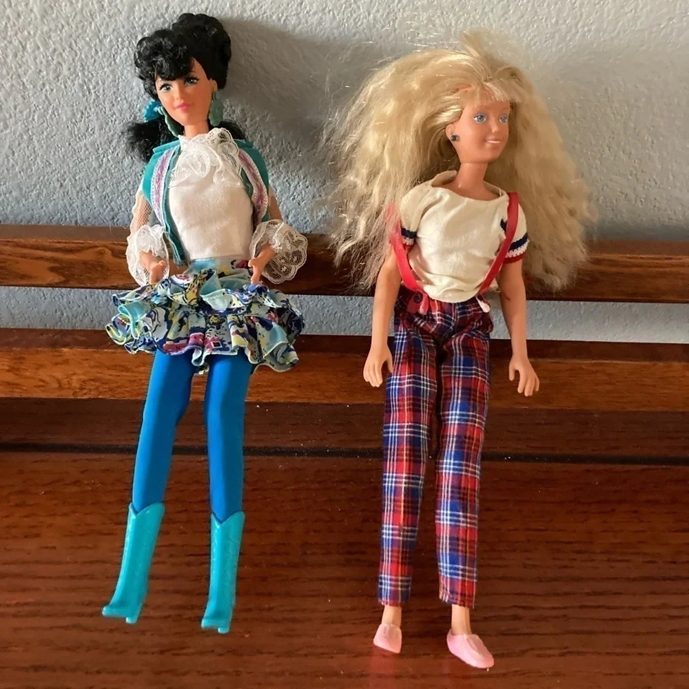 EUC Mattel Barbie 1980 Doll Lot Hasbro Blonde 1987